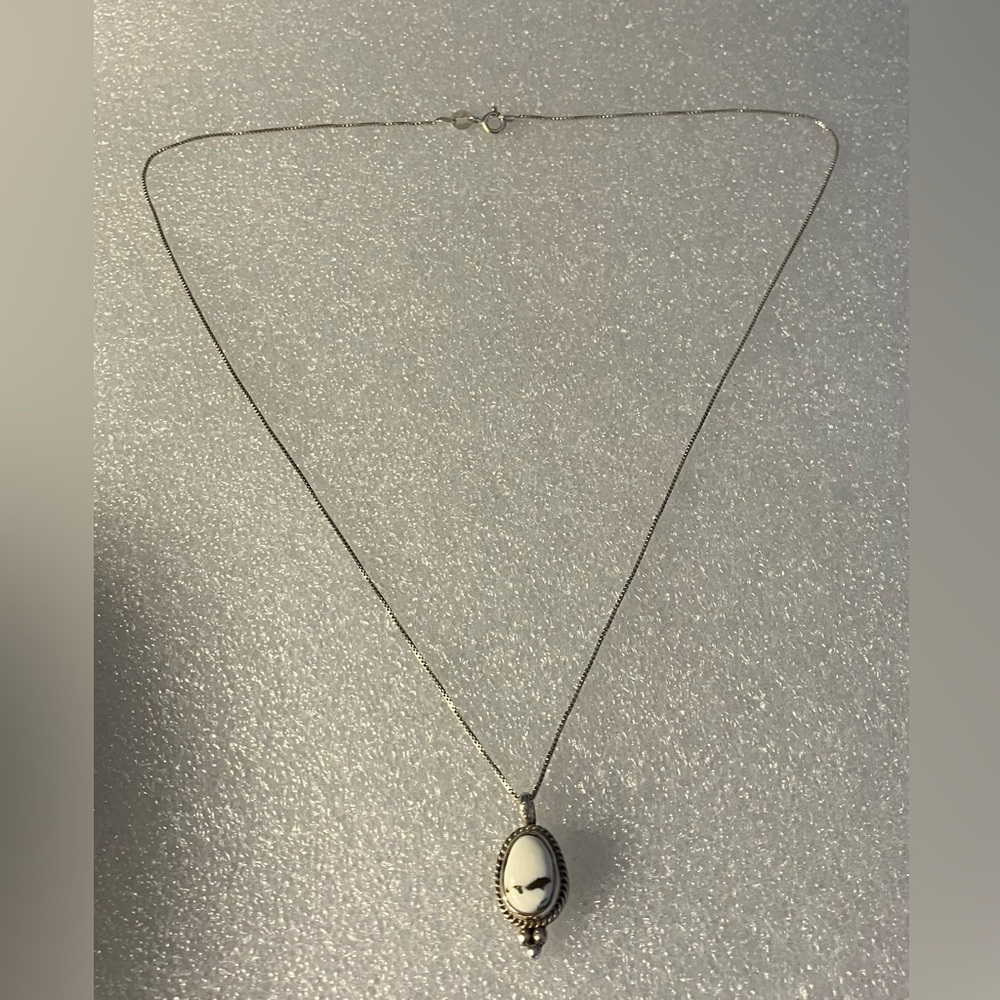 Vintage Sterling Navajo White Buffalo turquoise necklace signed LJ